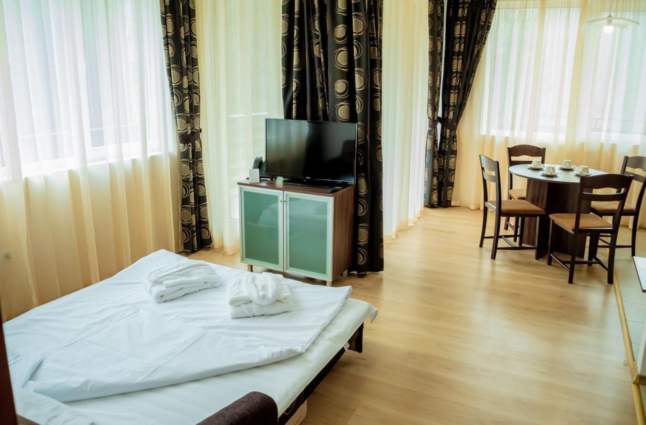 Apart Hotel Sirona Bansko Esterno foto